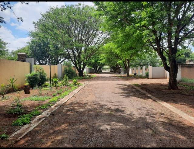 LAND FOR SALE IN KAMEELDRIFT EAST